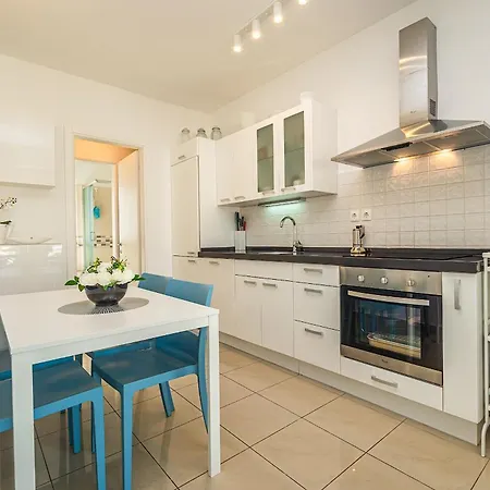 Appartement Ana Sutivan